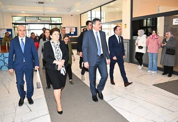 Vali Çiftçi’den Gezici Kütüphane Talimatı