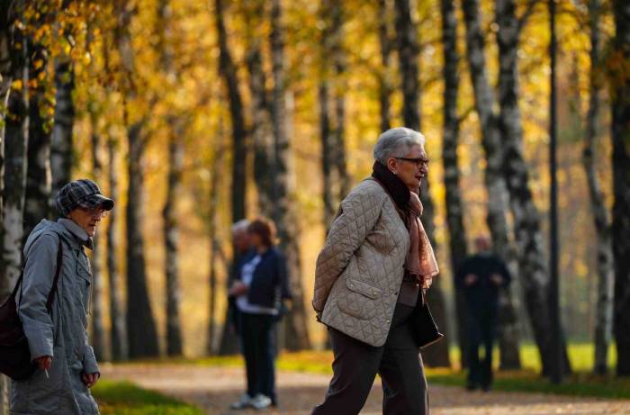 Günde En Az 2 Bin 200 Adım Atmak Erken Ölüm Riskini Azaltıyor