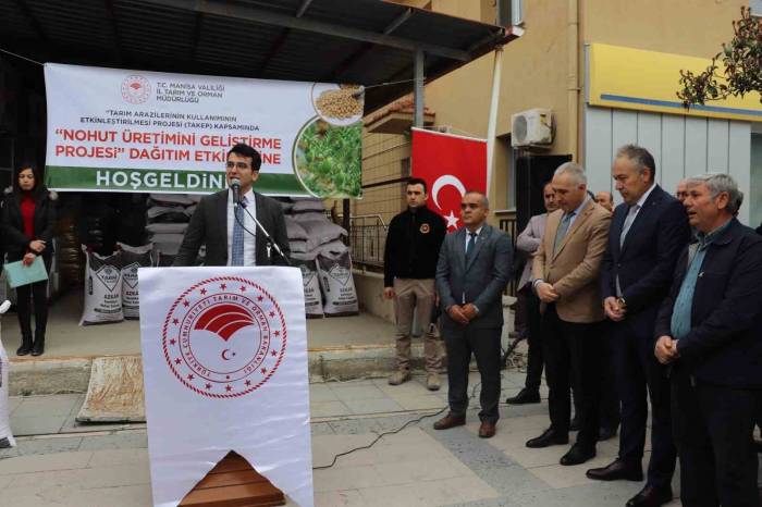 Selendili Çiftçilere Nohut Tohumu Desteği
