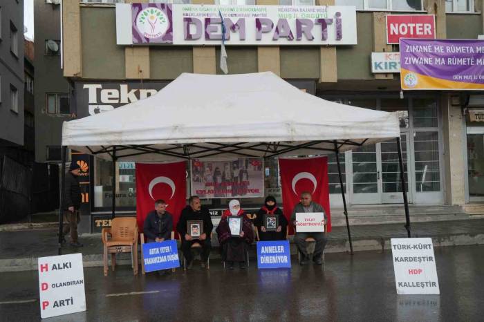 Terör Mağduru Ailelerin Evlat Çığlığı Muş’ta Yükseldi