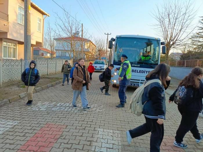 Kırklareli’de Okul Servisi Denetimleri Sıklaştırıldı