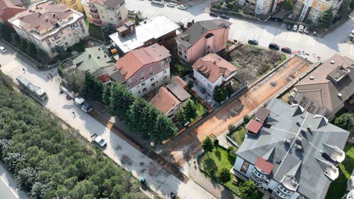 Alikahya Stadyum Tramvayında İlk Kazma Vuruldu