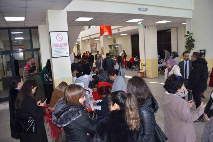 Muğla’da Kan Bağışına Yoğun İlgi