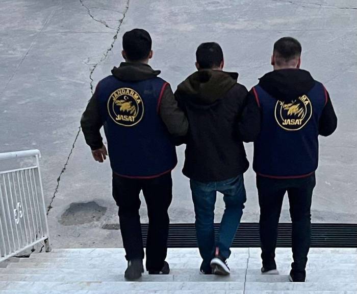 Söke’de 11 Yıl Hapis Cezası İle Arana Şahıs Yakalandı