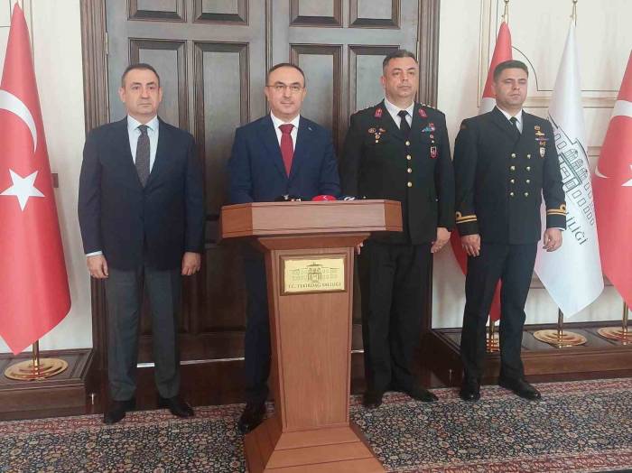 Tekirdağ’da 2 Ayda 13 Bin Litre Kaçak İçki, 1 Milyondan Fazla Makaron Ele Geçirildi