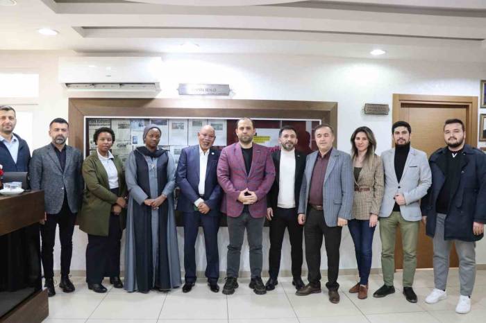 Uganda Dışişleri Bakanı’ndan İş Adamlarına Yatırım Daveti