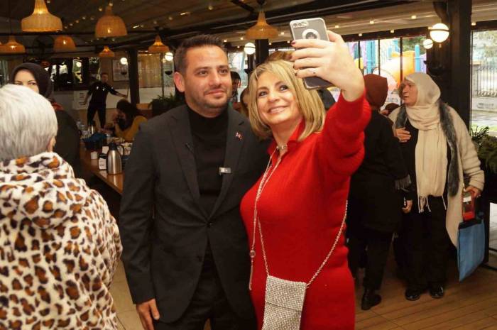 Başkan Adayı Dinçer: "Mudanya’mızı Kadınlarımız İle Birlikte Yöneteceğiz"