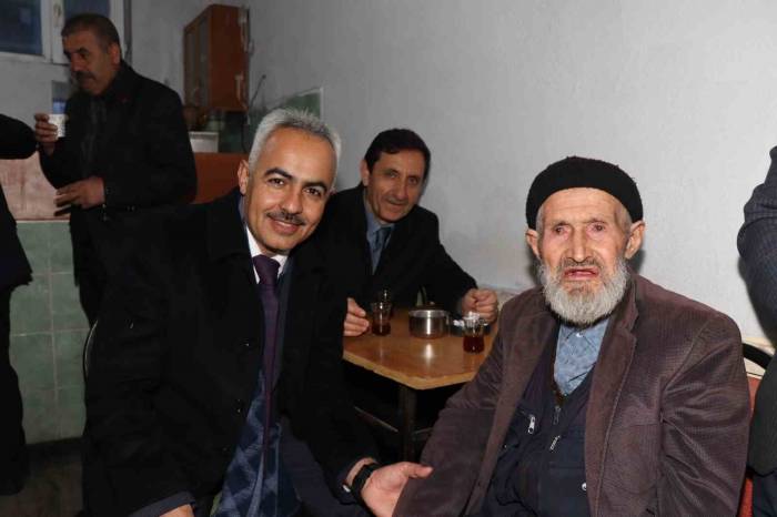 Başkan Adayı Çelebi’nin İzani Dedeyle Sohbeti Yürek Isıttı