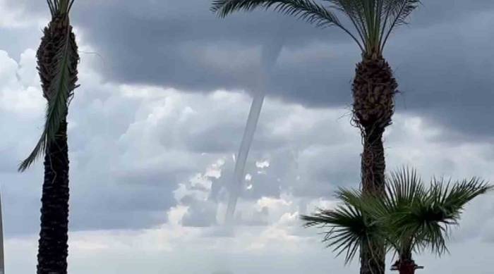 Alanya’da Bir Hortum Daha Görüldü