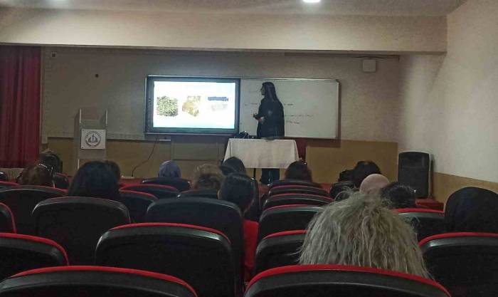 Didim’de Polis Ekipleri Velileri Bilgilendirdi