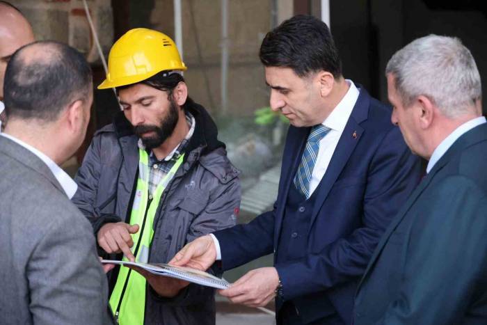 Vali Aygöl, Tarihi Mehmet Paşa Kervansarayı’nda İncelemelerde Bulundu