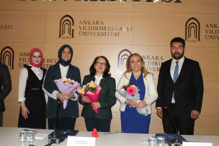 Prof. Dr. Karabulut ‘Çalışma Hayatında Kadın Paneli’ne Katıldı