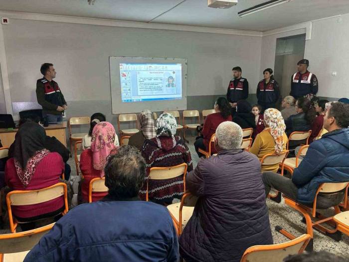 Bozdoğan’da Jandarmadan 47 Vatandaşa Bilgilendirme