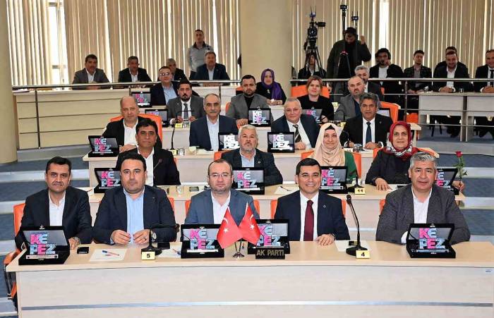 Tütüncü’den, Kepez Meclisine Duygusal Veda