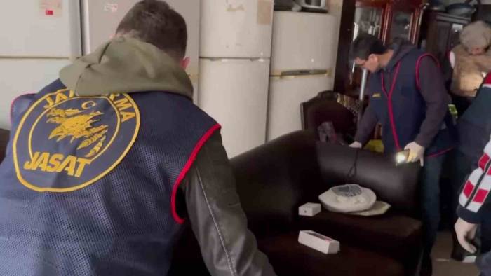 Deaş’a Üye Olduğu Şüphesiyle Yakalanan 4 Kişi Tutuklandı