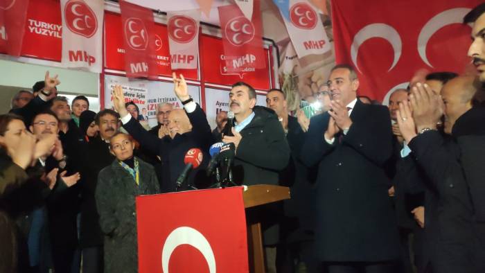 Milli Eğitim Bakanı Tekin, Baba Ocağında Cumhur İttifakı Adayına Destek İstedi