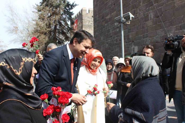 Sp’li Arıkan: “Toplumumuzun İlerlemesindeki En Büyük Güç Bizim Kadınlarımız”