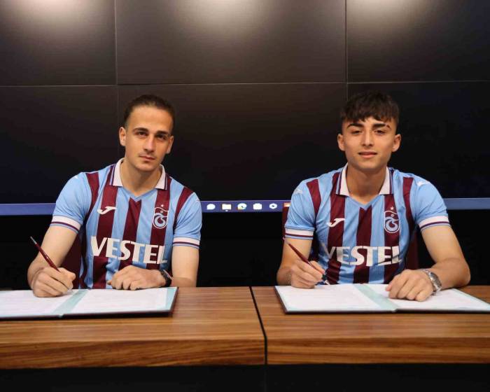 Trabzonspor Alt Yapısından Yetişen 2 Oyuncuyla Sözleşme İmzaladı