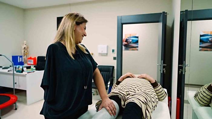 Türkiye’nin Tek Depremzede Ve Ampute Fizyoterapisti