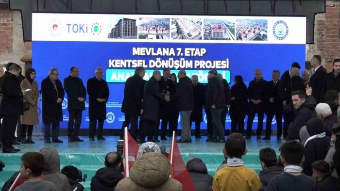 Başkan Aktaş: “Nilüfer’e Bir Çivi Dahi Çakmadılar”