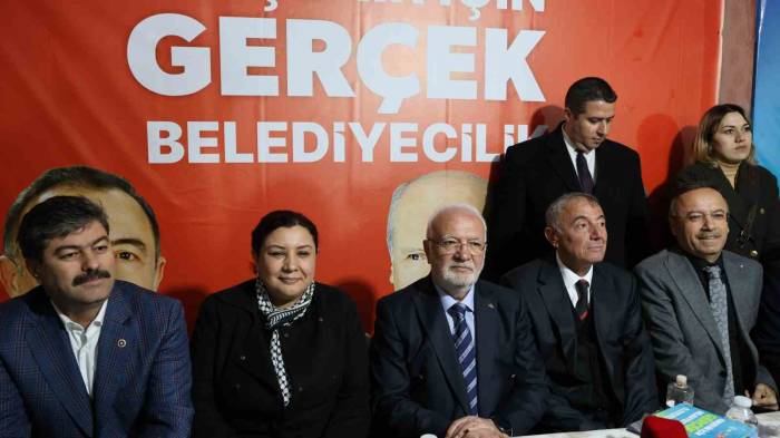 Ak Parti’li Elitaş: "Ölüm Bizi Ayırıncaya Kadar Millet De İsterse Cumhurbaşkanımızla Devam Etmek İsteriz"