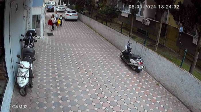 Kadınlar Gününde Öldürülen Doktorun Çocuklarıyla Son Görüntüleri Ortaya Çıktı