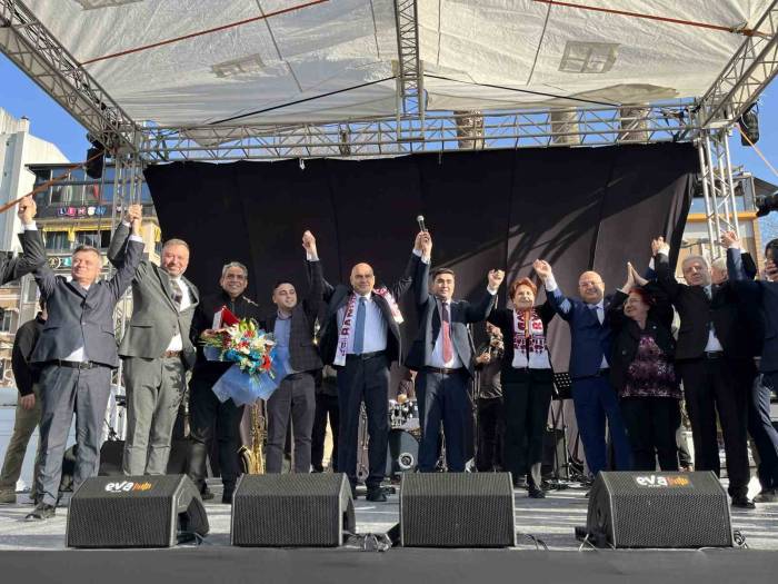 İyi Parti Genel Başkanı Akşener Bandırma’da