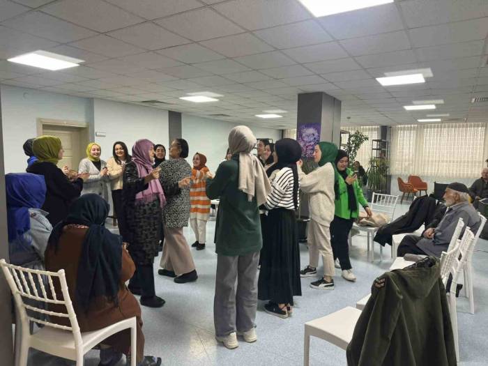 Huzurevi Sakinleri Unutulmaz Bir Gün Geçirdi