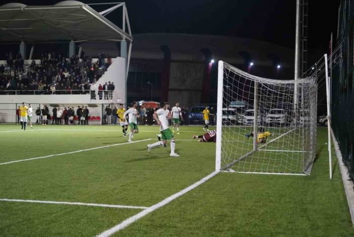 Yuntdağ Futbol Turnuvası’nda Şampiyon Yağcılar