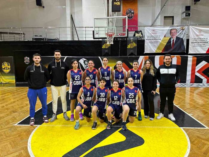 Gbb Spor Kulübü, Kupa Ve Madalyalara Doymuyor