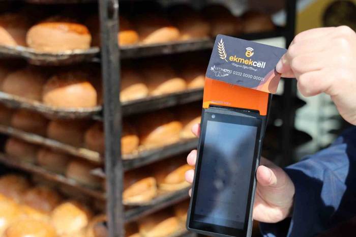 Askıda Ekmeğin Dijital Hali Hayır Köprüsü Olmaya Devam Ediyor