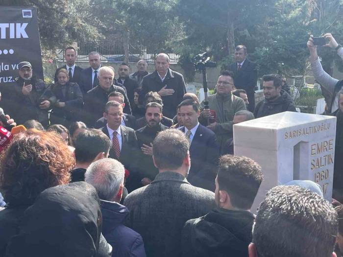 Türk Halk Müziği Sanatçısı Emre Saltık, Vefatının 7. Yılında "Filistin’de Barış" Mesajıyla Anıldı