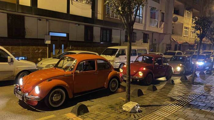 Yeni Nesil Ramazan Davulcuları: Vatandaşları Ramazan’ın İlk Sahuruna Vosvos’larla Kaldırdılar