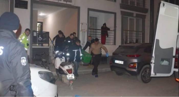 Oğlu Tarafından Bıçaklanan Anne Hayatını Kaybetti