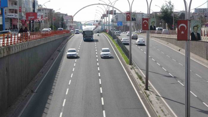 Diyarbakır’da 3 Kız Çocuğunun Tehlikeli Oyunu Kamerada