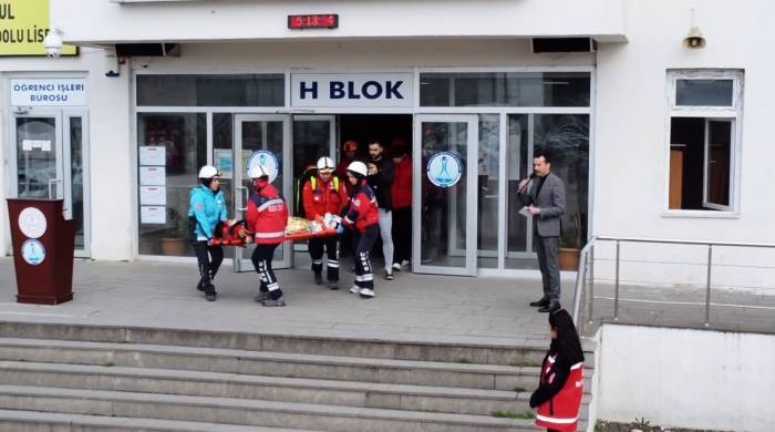 Lisede Ki Tatbikat Gerçeğini Aratmadı