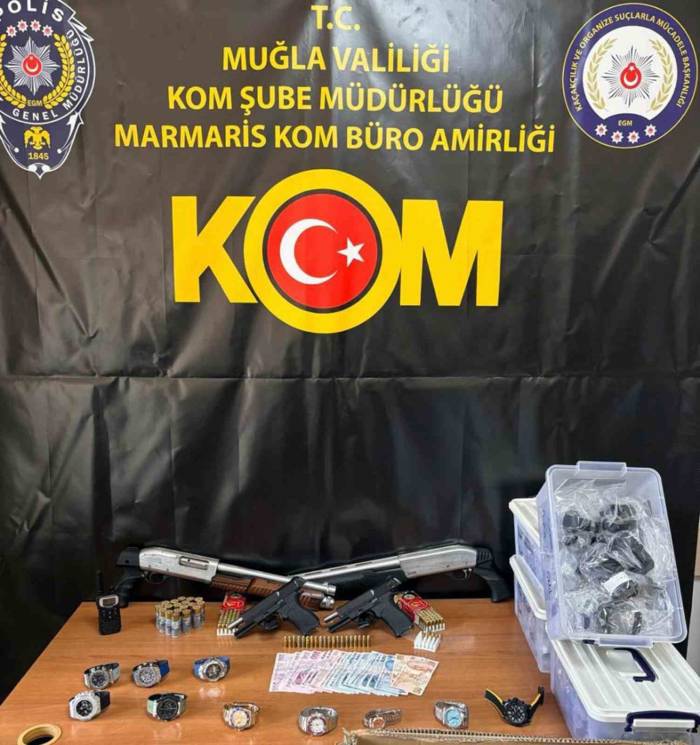 Muğla Polisinden Marmaris Ve İzmir’de Uyuşturucu Operasyonu