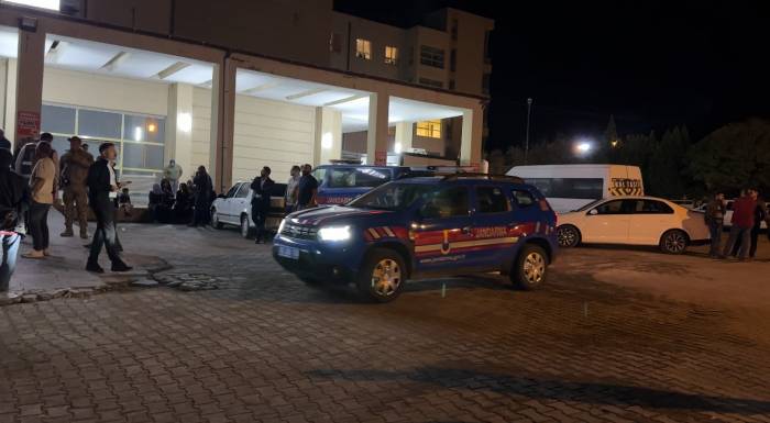 Siverek’te Akraba İki Aile Arasında Silahlı Kavga: 2 Yaralı