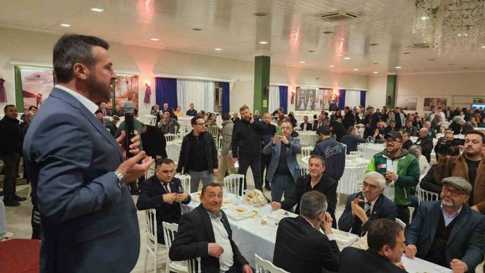 Yeniceliler Özkan Çetinkaya’yı Bağrına Bastı