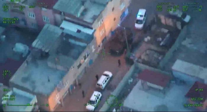 Diyarbakır’da ‘Akbabalar’ Suç Örgütüne Hava Destekli Operasyon: 35 Tutuklama