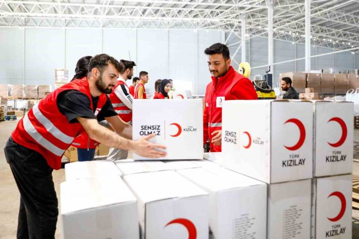 Kızılay Ramazan’da Milyonlara Ulaşıyor