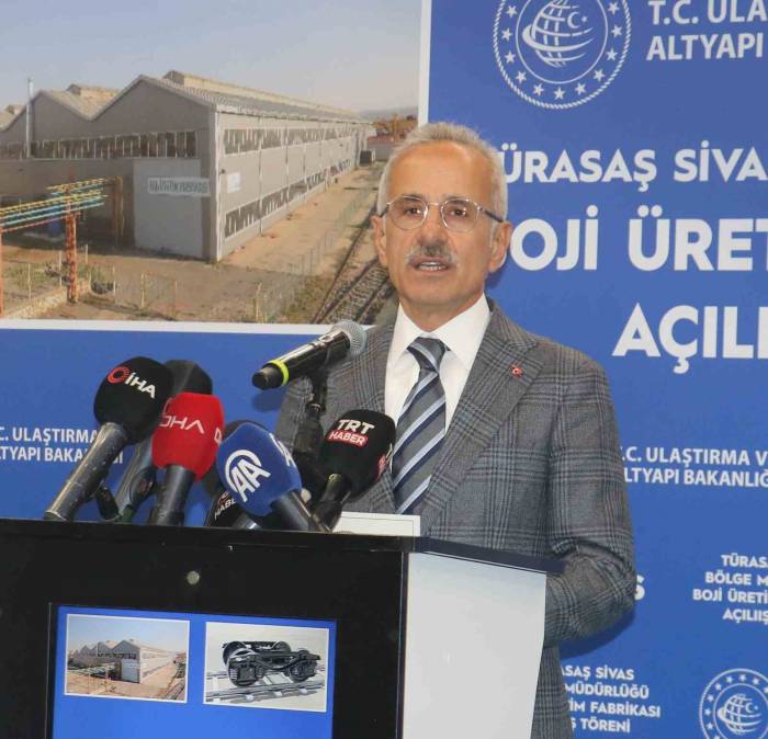 Saatte 225 Km Hıza Ulaşacak Yerli Ve Milli Hızlı Tren Geliyor