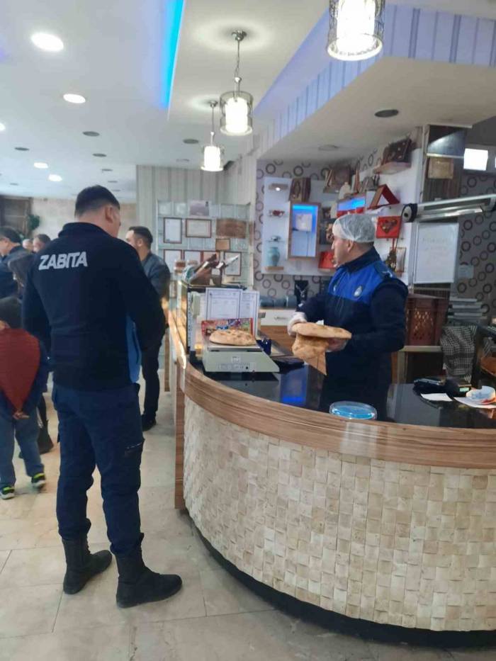 Zabıta Müdürlüğü’nden Fırınlarda Pide Ve Hijyen Denetimi