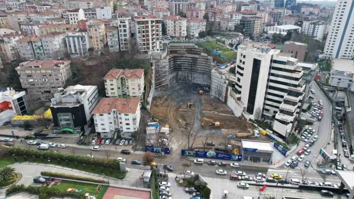 Beşiktaş’ta Deprem Toplanma Alanı Yerine Site İnşaatı