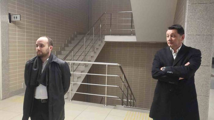 Sosyal Medyadaki ‘Para Sayma’ Görüntülerine İlişkin 2 Kişi İfade Vermek İçin Adliyede