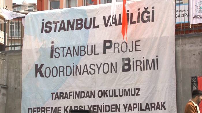 Gaziosmanpaşa’da Gazipaşa İlkokulu Düzenlenen Törenle Açıldı