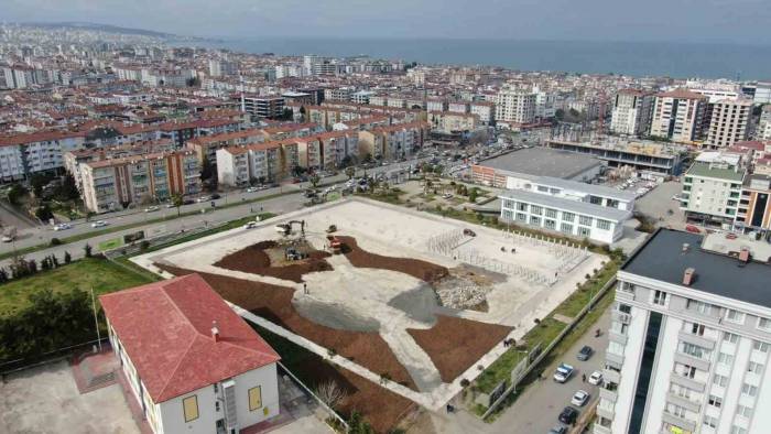 Atakum Kent Meydanı ’kütüphane Parkı’ Oluyor