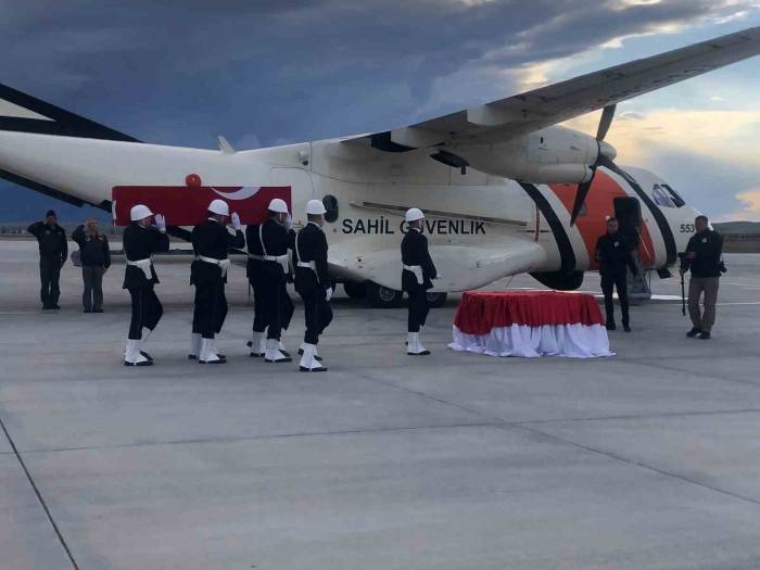 Denizlili Şehidin Naaşı Memleketine Getirildi