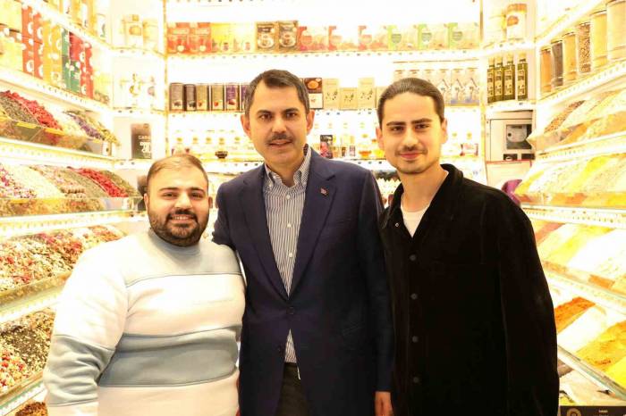 İbb Başkan Adayı Kurum Kapalıçarşı Esnafını Ziyaret Etti