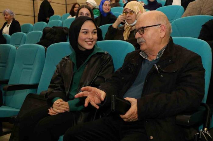 65 Yaş Üstü Çınarlar Üniversiteli Oldu